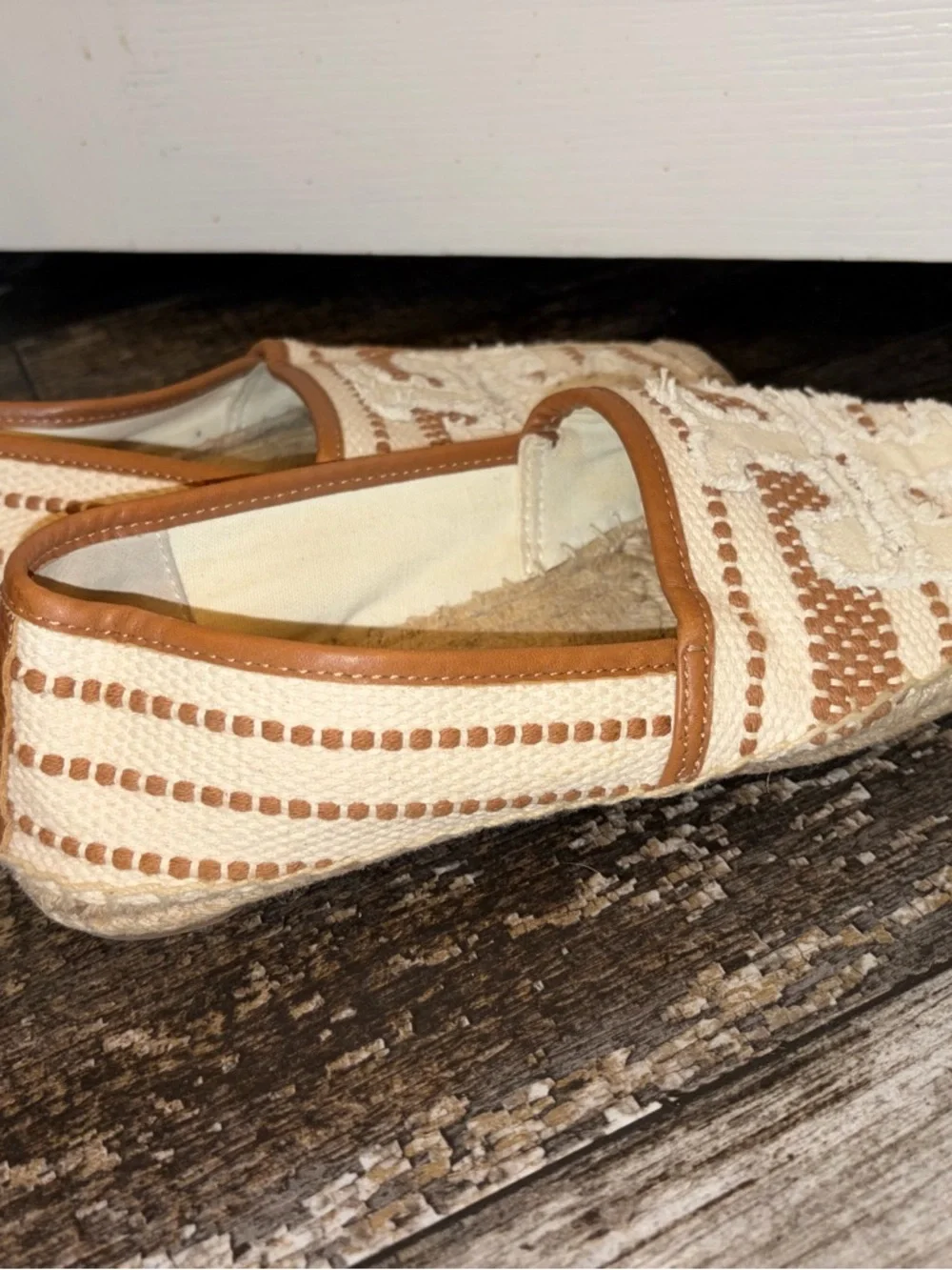 Tory Burch Cream and Brown Woven Espadrille Flats EUC